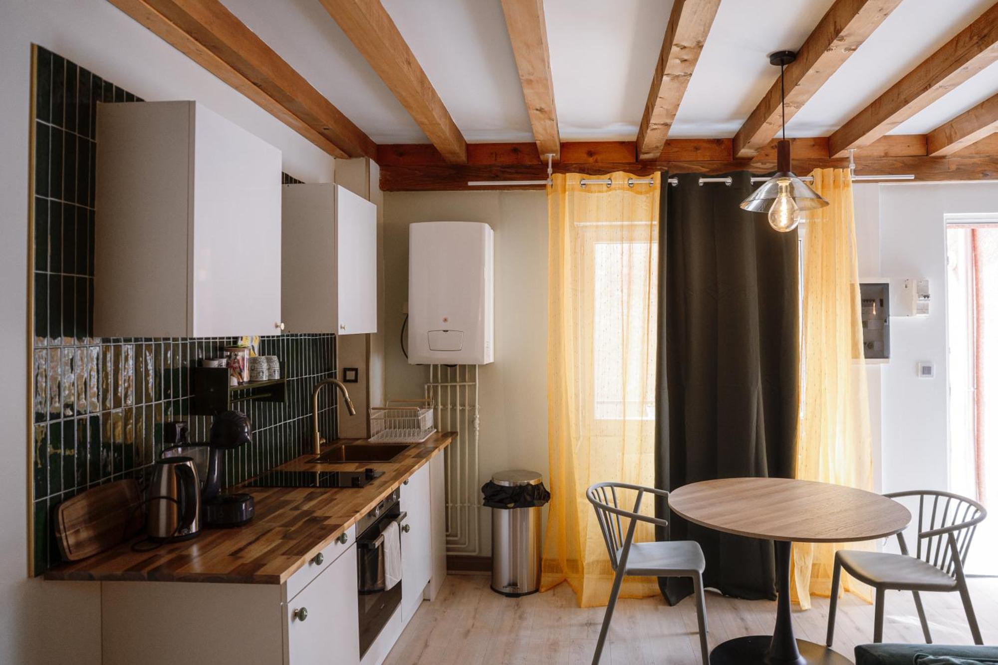 Appart Hotel Le 8 La Suite & Spa - Parking Gratuit - Macon Bagian luar foto